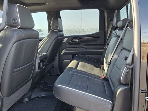 Used 2026 GMC Sierra 1500 AT4X image 6