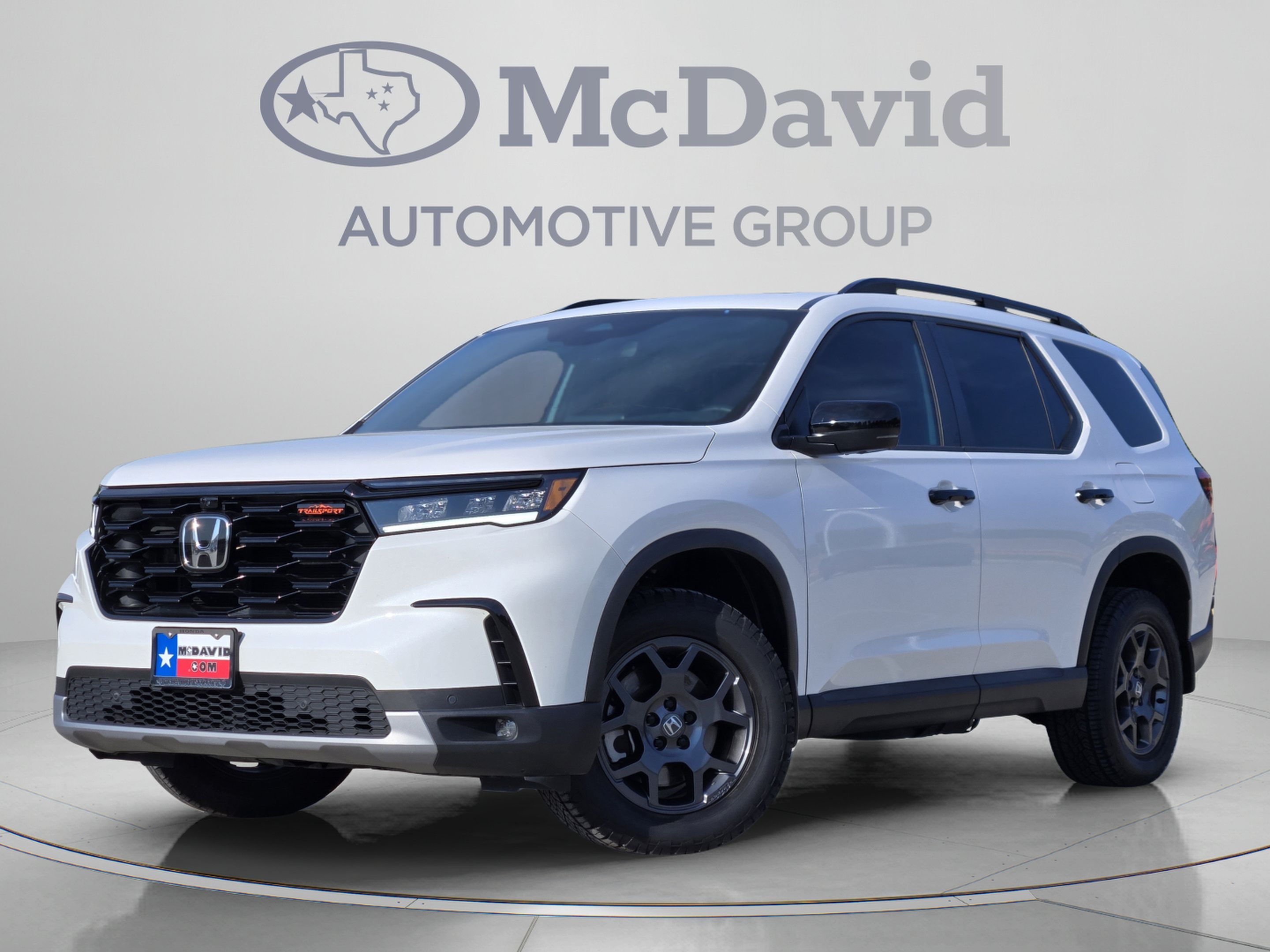Used 2025 Honda Pilot TrailSport image 1