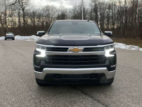 Used 2022 Chevrolet Silverado 1500 LT w/ Z71 Off-Road Package image 4