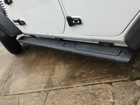 Certified 2022 Jeep Wrangler Unlimited Sport image 23