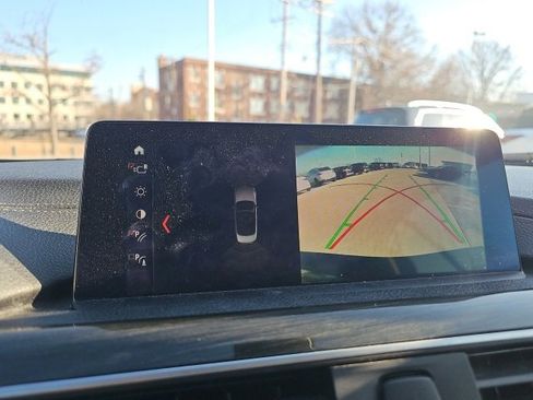 Used 2019 BMW 430i Convertible image 32