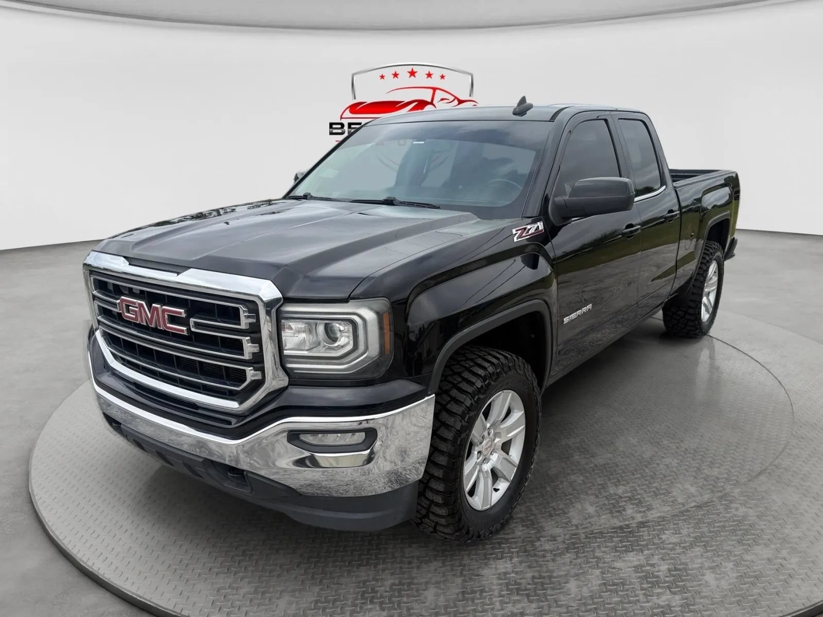 Used 2016 GMC Sierra 1500 SLE w/ SLE Value Package AWD/4WD image 1