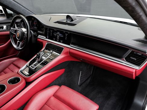 Used 2020 Porsche Panamera GTS AWD/4WD image 12