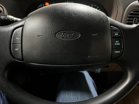 Used 1997 Ford F150 XLT AWD/4WD image 6