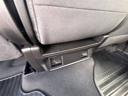 Used 2022 Chevrolet Silverado 2500 Custom w/ Custom Convenience Package image 20