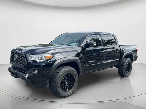 Used 2020 Toyota Tacoma TRD Off-Road w/ Technology Package AWD/4WD image 1