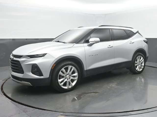 Used 2020 Chevrolet Blazer LT w/ Sound & Technology Package AWD/4WD image 2
