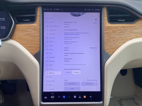 Used 2019 Tesla Model S Long Range AWD/4WD image 2
