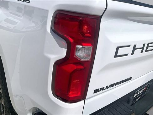 Used 2021 Chevrolet Silverado 1500 LT Trail Boss w/ Convenience Package II AWD/4WD image 27