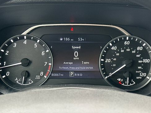 Used 2023 Nissan Frontier SV w/ Tow Package image 32