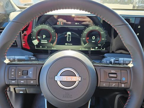 New 2026 Nissan Kicks SR w/ Cold Weather Package FWD image 22