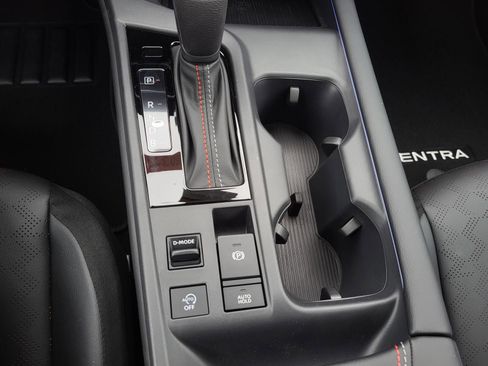 New 2026 Nissan Sentra SR FWD image 24