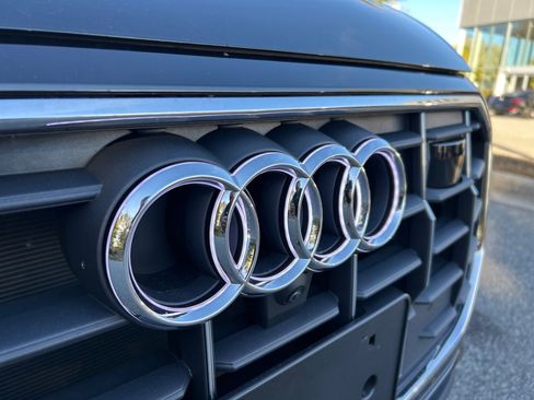 Used 2023 Audi Q8 Prestige image 34