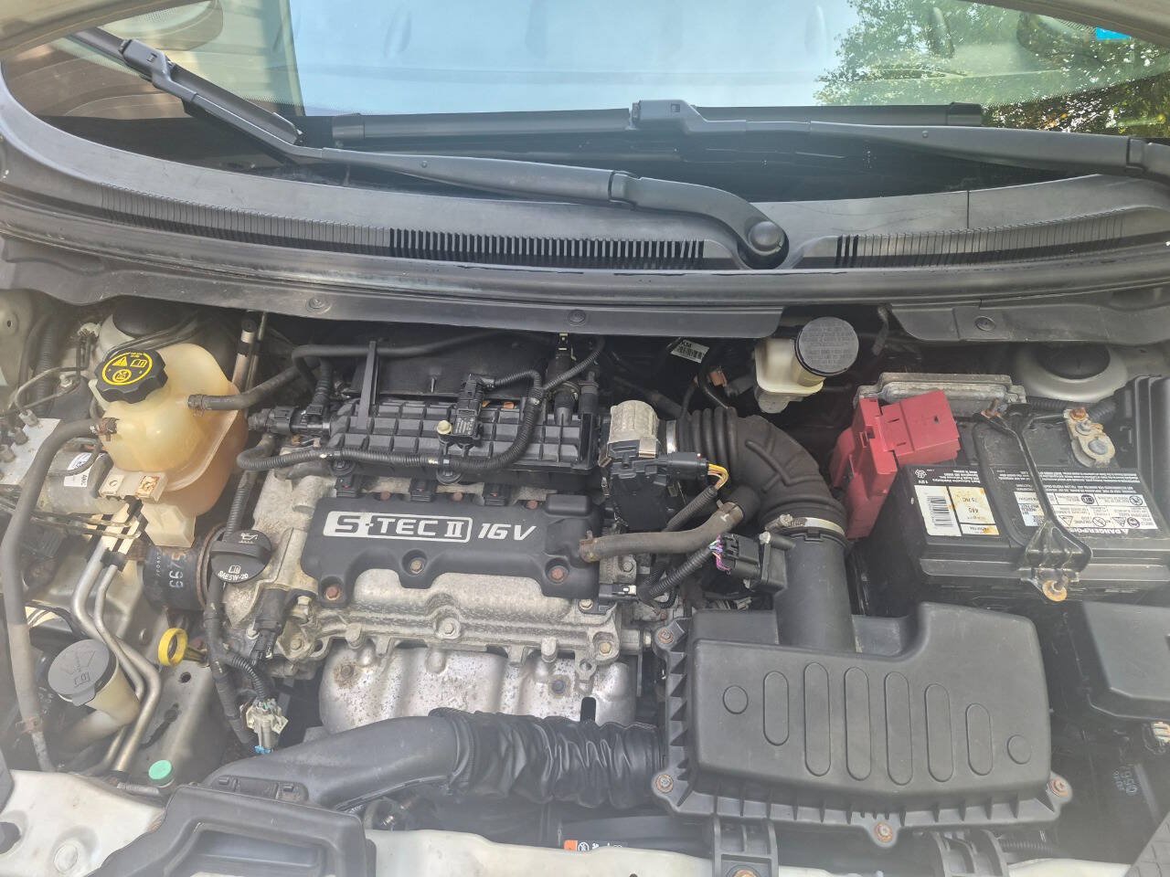 Used 2013 Chevrolet Spark LT FWD image 15