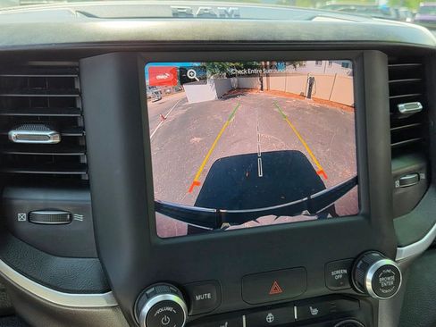 Used 2023 RAM 1500 Big Horn AWD/4WD image 25