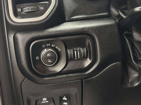 Used 2019 RAM 1500 Laramie image 45