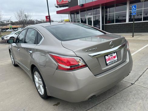 Used 2015 Nissan Altima 2.5 SL w/ Technology Package image 8