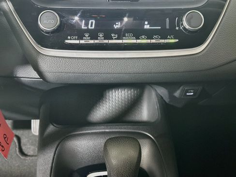 Used 2023 Toyota Corolla LE FWD image 22