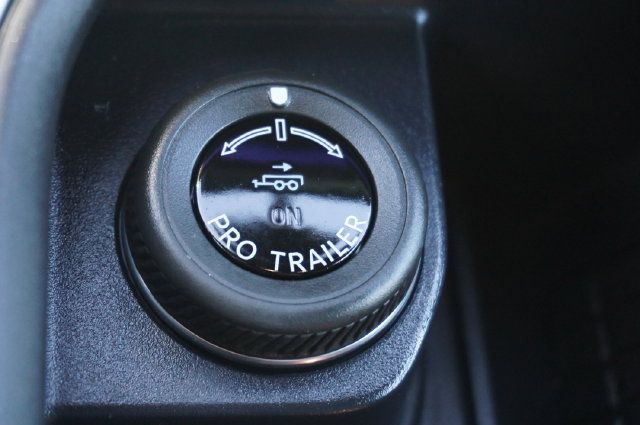 Used 2025 Ford Expedition Tremor AWD/4WD image 14