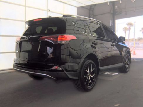 Used 2016 Toyota RAV4 SE w/ Advanced Technology Package FWD image 3