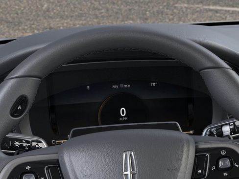 New 2026 Lincoln Corsair Premiere image 13