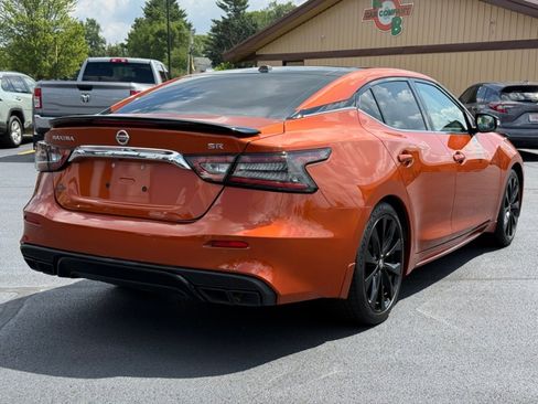 Used 2020 Nissan Maxima SR w/ Sport Mat Group image 8