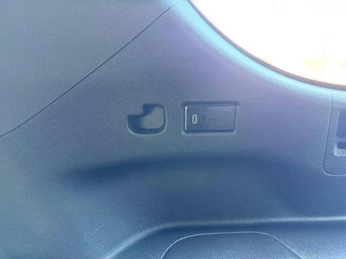 Used 2021 GMC Yukon XL Denali w/ Denali Ultimate Package image 37