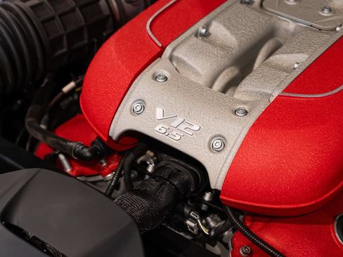 Certified 2022 Ferrari 812 GTS RWD image 18