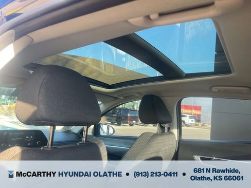 Certified 2021 Hyundai Sonata SEL w/ Convenience Package image 15