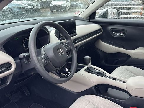 Used 2025 Honda HR-V LX image 26