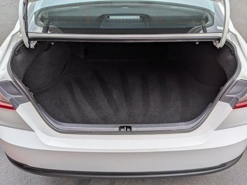 Used 2025 Toyota Camry LE w/ Convenience Package FWD image 10