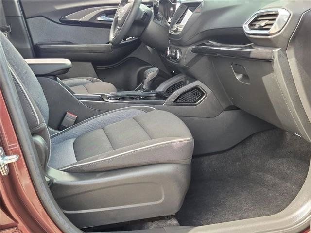 Used 2023 Chevrolet TrailBlazer LT FWD image 26