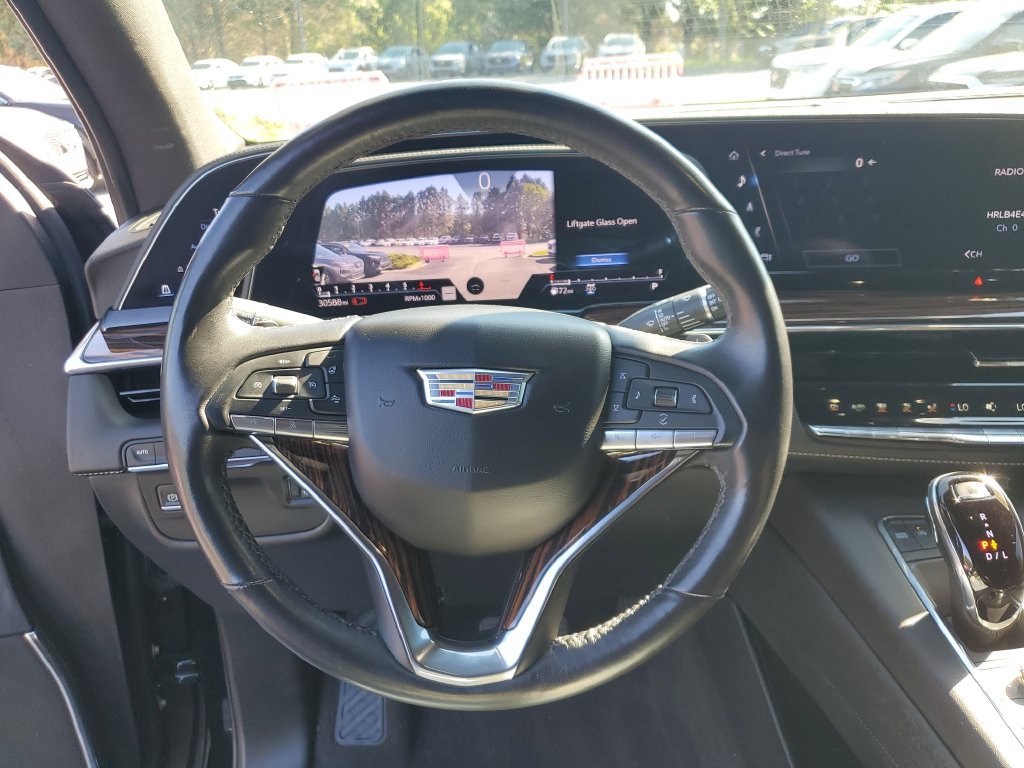 Used 2023 Cadillac Escalade ESV Premium Luxury AWD/4WD image 27
