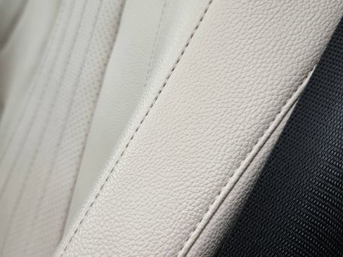 Used 2019 Mercedes-Benz E 450 4MATIC Sedan image 15