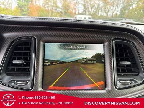 Used 2023 Dodge Challenger SXT w/ Plus Package image 21