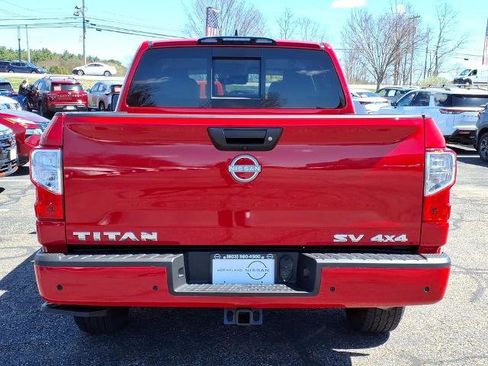 Certified 2024 Nissan Titan SV w/ SV Convenience Package AWD/4WD image 4