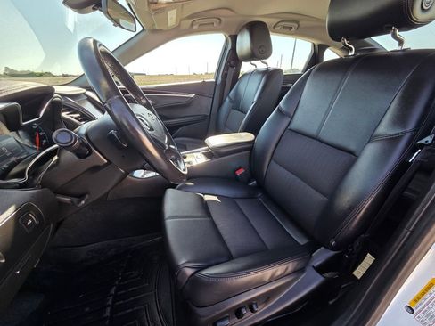 Used 2020 Chevrolet Impala LT FWD image 12