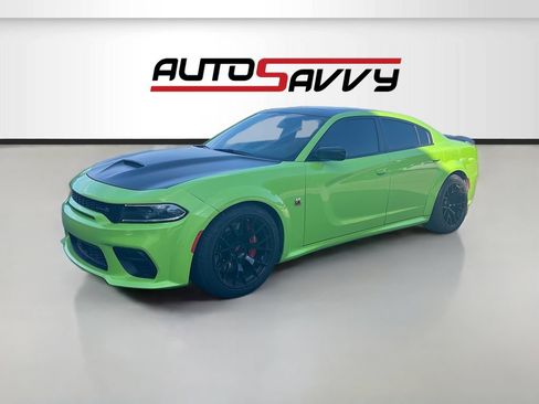 Used 2023 Dodge Charger Scat Pack RWD image 3