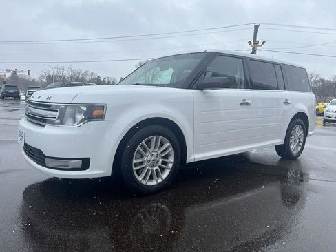 Used 2019 Ford Flex SEL AWD/4WD image 17