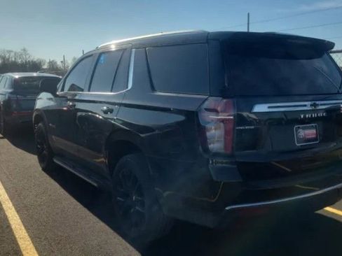 Used 2022 Chevrolet Tahoe LT w/ LT Signature Plus Package image 2