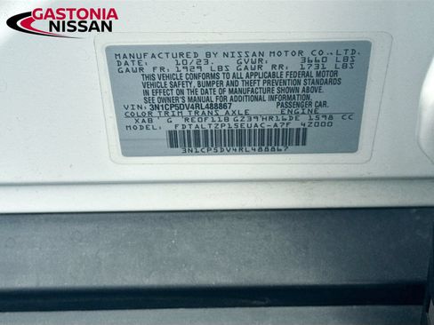 Used 2024 Nissan Kicks SR FWD image 37