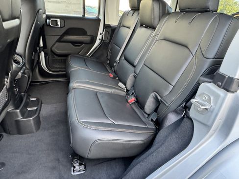 New 2024 Jeep Wrangler Unlimited Rubicon 392 image 31