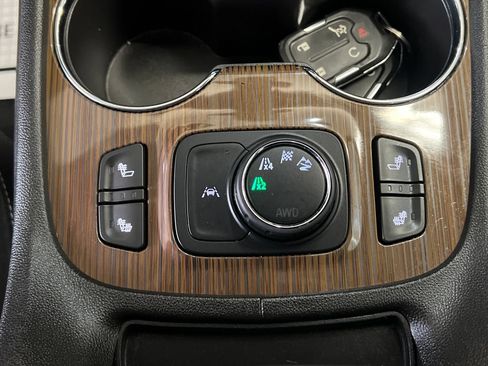 Used 2023 GMC Acadia SLE w/ Driver Convenience Package AWD/4WD image 31