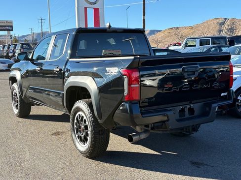 Used 2024 Toyota Tacoma TRD Off-Road image 3