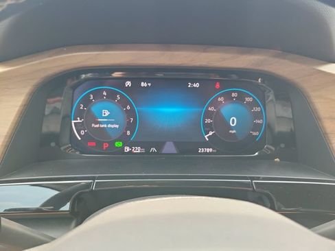 Used 2024 Volkswagen Atlas SE FWD image 16