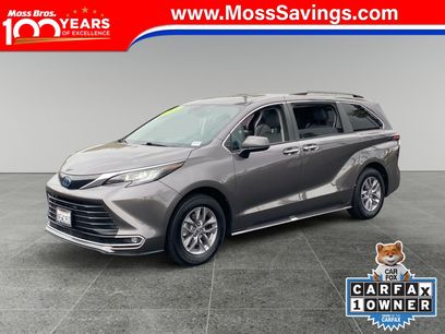 Used 2023 Toyota Sienna XLE