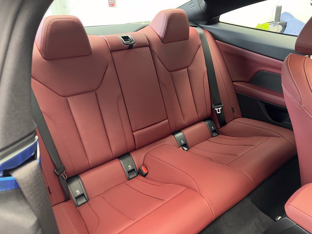 Used 2026 BMW 430i Coupe w/ M Sport Package RWD image 8