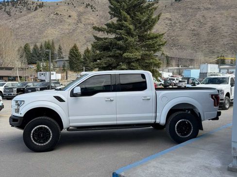 Used 2018 Ford F150 Raptor w/ Equipment Group 802A Luxury image 12