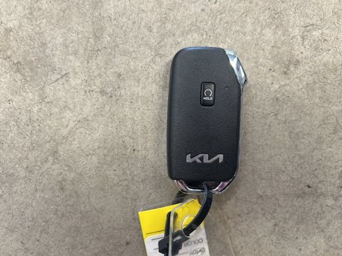 Certified 2023 Kia Sorento SX AWD/4WD image 34