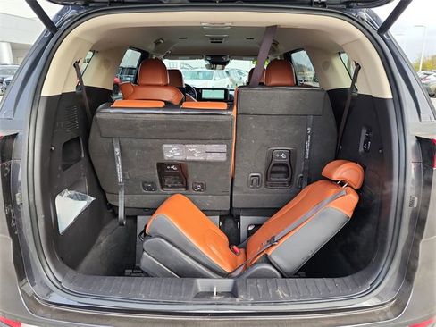 Used 2022 Kia Carnival SX image 6